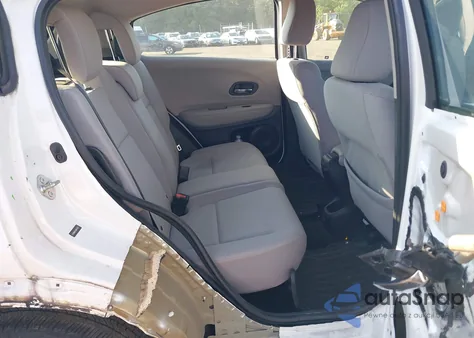 2017 Honda Hr-V Lx z USA, uszkodzony, nr VIN 3CZRU6H31HM732671